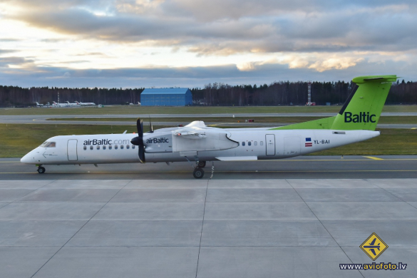 Bombardier DHC-8-402 Q400
